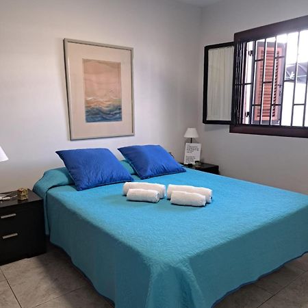 Apartamento De 1 Dormitorio En Victoria Court 2 Los Cristianos. 洛斯克里斯蒂亚诺斯 外观 照片