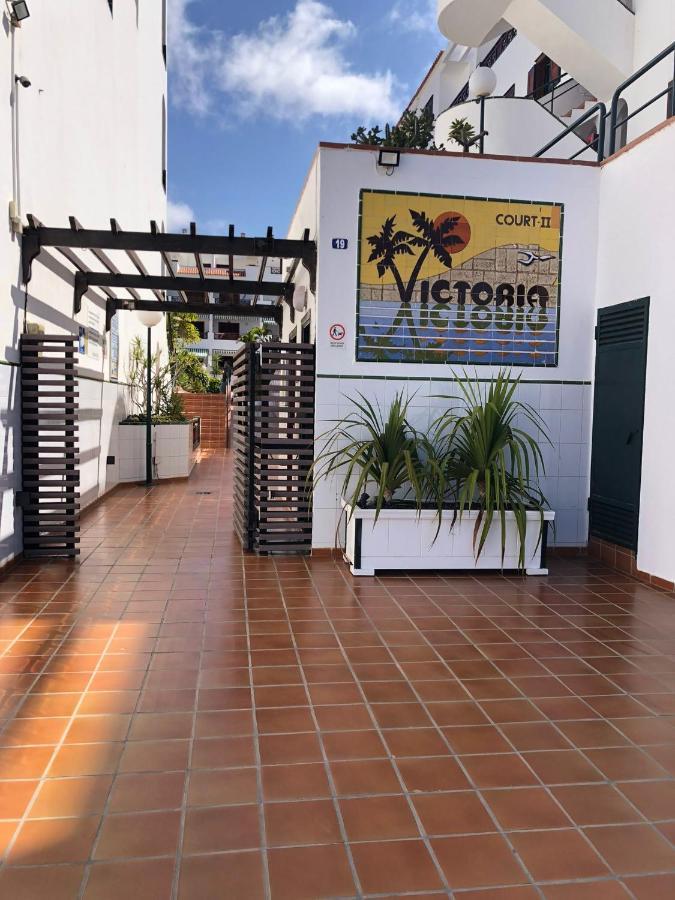 Apartamento De 1 Dormitorio En Victoria Court 2 Los Cristianos. 洛斯克里斯蒂亚诺斯 外观 照片
