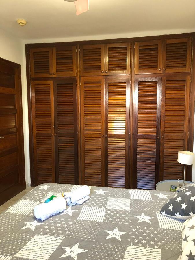 Apartamento De 1 Dormitorio En Victoria Court 2 Los Cristianos. 洛斯克里斯蒂亚诺斯 外观 照片