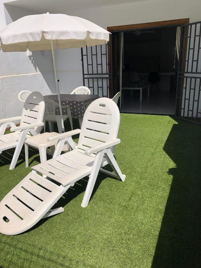 Apartamento De 1 Dormitorio En Victoria Court 2 Los Cristianos. 洛斯克里斯蒂亚诺斯 外观 照片
